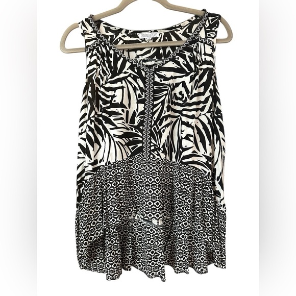 Patrons of Peace Tops - Patrons Of Peace Black & White Sleeveless Blouse / Tank Top Women’s Medium